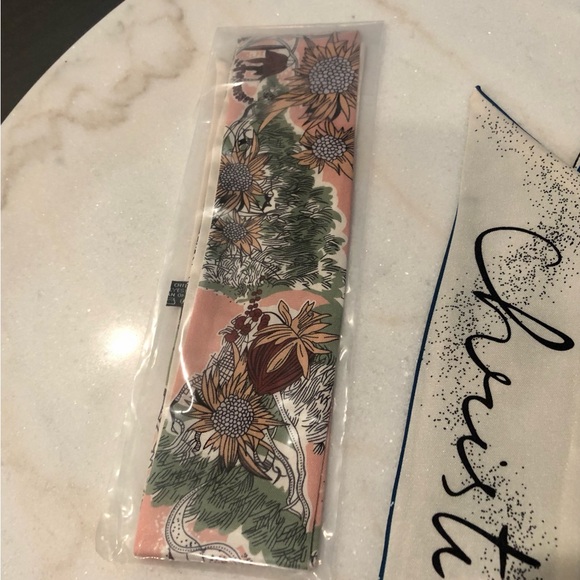 Twilly with Dior vibes - Picture 4 of 4